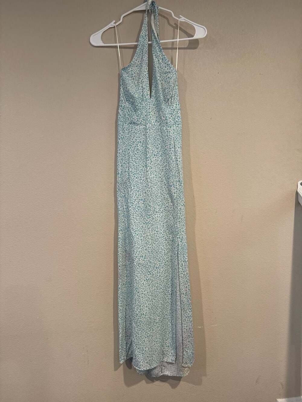 Pull & Bear Sz.S Halter Maxi Dress Floral AOP Turquoise/White - Picture 2 of 12